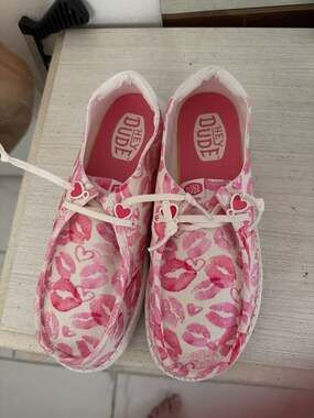 HEYDUDE Wendy Kisses Slip-On Loafers with Heart Charms
